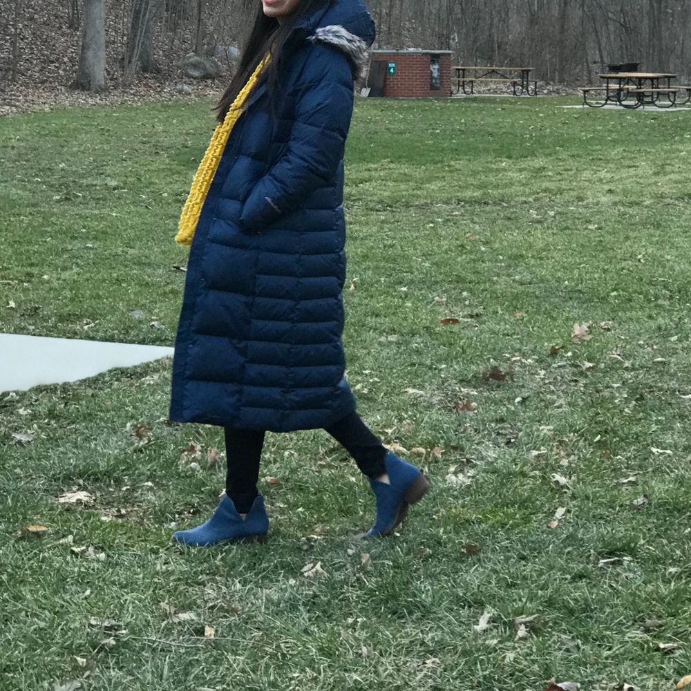 Eddie Bauer Women's Blue Down Puffer Coat - Picture 11 of 11